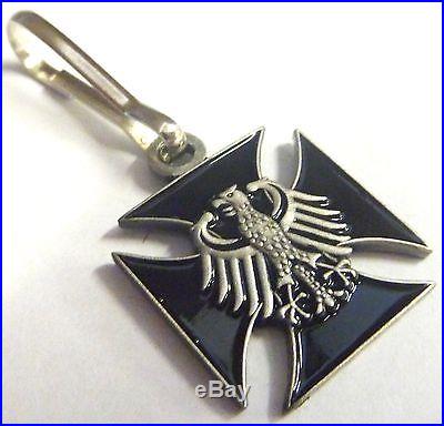 Germany German IRON CROSS Eagle Military Army Jacket Bag Vest Zipper Pull Clip