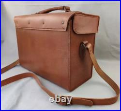 MILITARY WW2 VINTAGE UNIVERSAL LARGE GENUINE StitcheLEATHER MEDICAL SHOULDER BAG