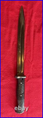 Original WW2 Era German K 98 Commercial, Unmarked Bayonet & Scabbard