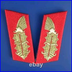 Pair of German World War II Style Army HEER General Collar Tabs