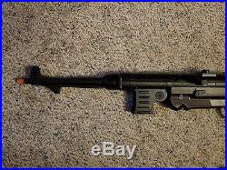 READ! WWII Schmeisser Submachine Gun MP 40 Airsoft Gun AEG Electric 350 fps