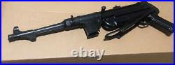 REPLICA Denix Non-firing MP40 German Sub machine Gun. NON-FIRING REPLICA