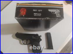 Replica Denix German WWII NON-FIRING pistol Replica Denix German WWII NON-FIRING pistol