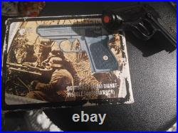 Replica Denix German WWII NON-FIRING pistol