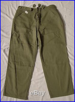 Reproduction German WWll DAK Tropical Green Pants, Size 40