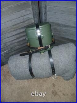 Reproduction WW2 GERMAN ARMY GREEN M31 MESS-TIN, blanket and ruck sack