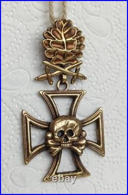 Skull with Iron Cross, oak leaves with swords