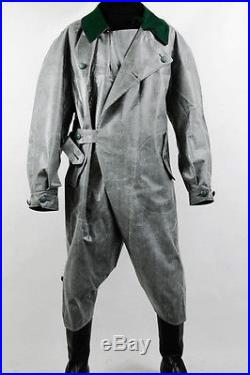 WWII German Motorcyclist raincoat rubber replica L