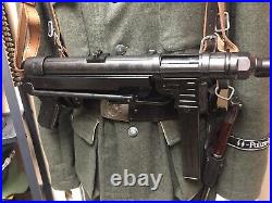 World War II German MP 40 LMG Non-Firing Replica