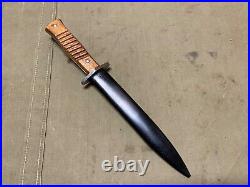 Wwii German M31 Fighting Knife & Scabbard