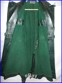 Zg6 WWII German Leather Overcoat Size 32 Length 47